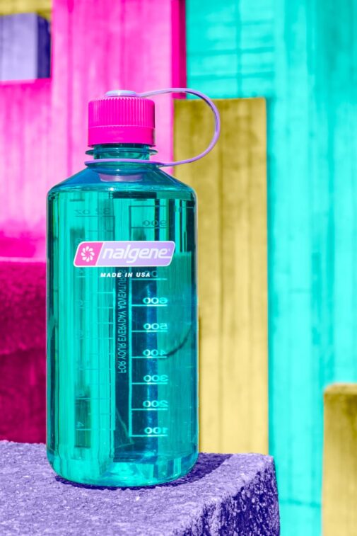 Surfer 32oz Narrow Mouth Sustain Water Bottle | Nalgene