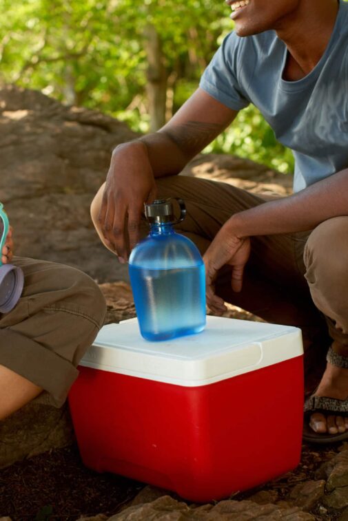 Red 32oz Narrow Mouth Oasis Bottle | Nalgene®